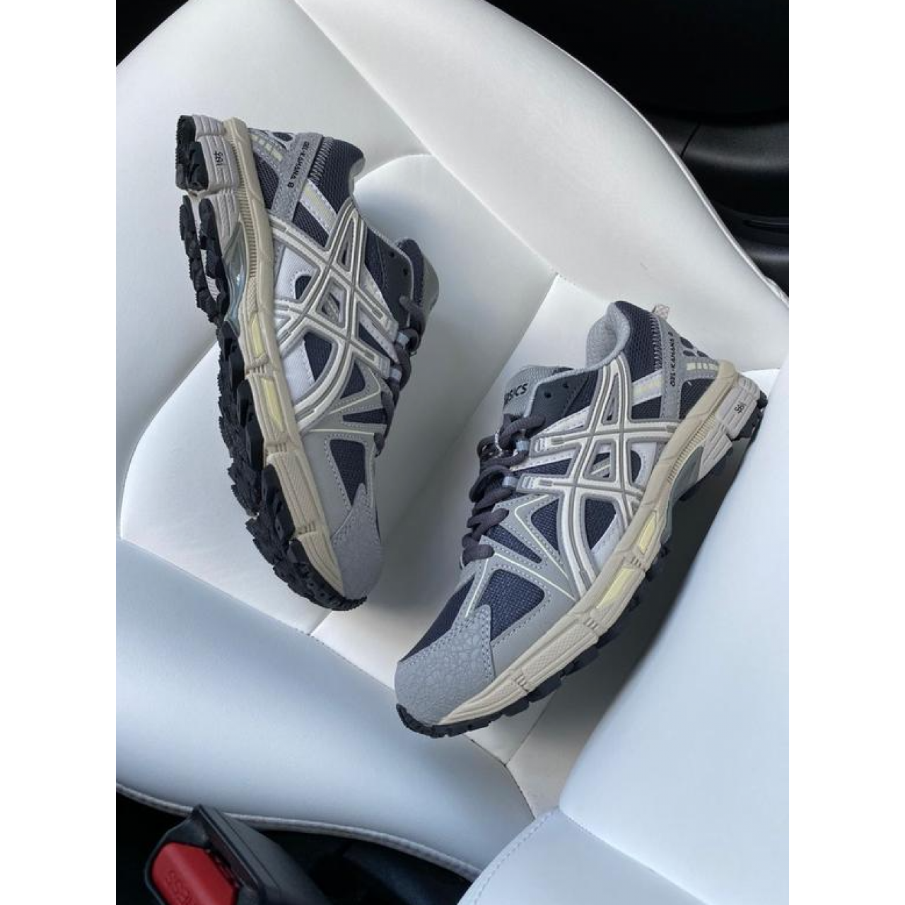 ASICS Gel-Kahana 8 Retro Grey 1011B109-031