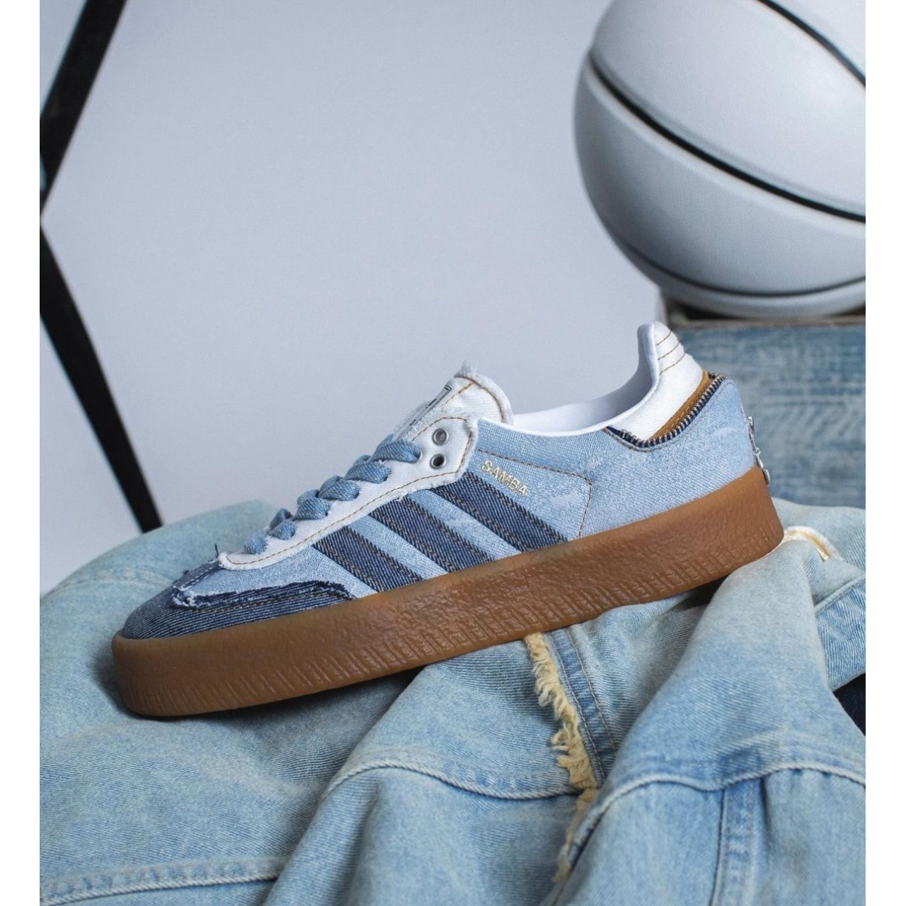 Кроссовки Adidas Sambae Atmos Pink Denim II0001