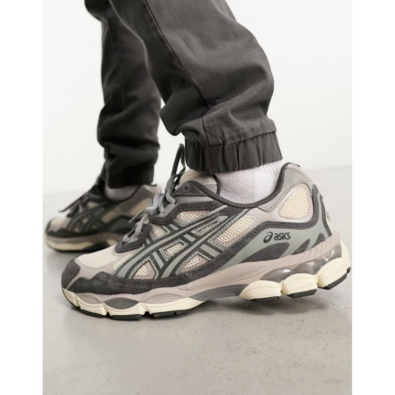 ASICS Gel NYC Oatmeal Obsidian Grey 1201A789-250