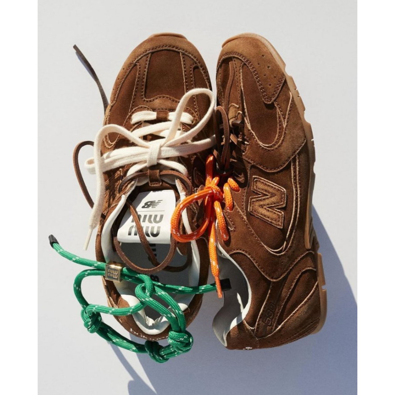 Кроссовки Miu Miu x New Balance 530 Brown коричневые