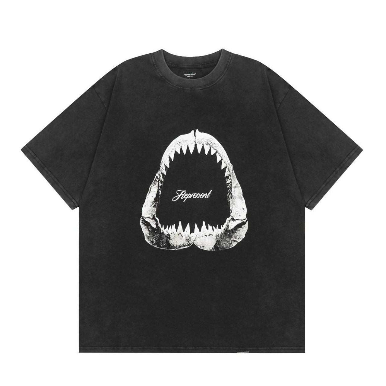 Футболка Represent Shark Jaws Black M05237-171 