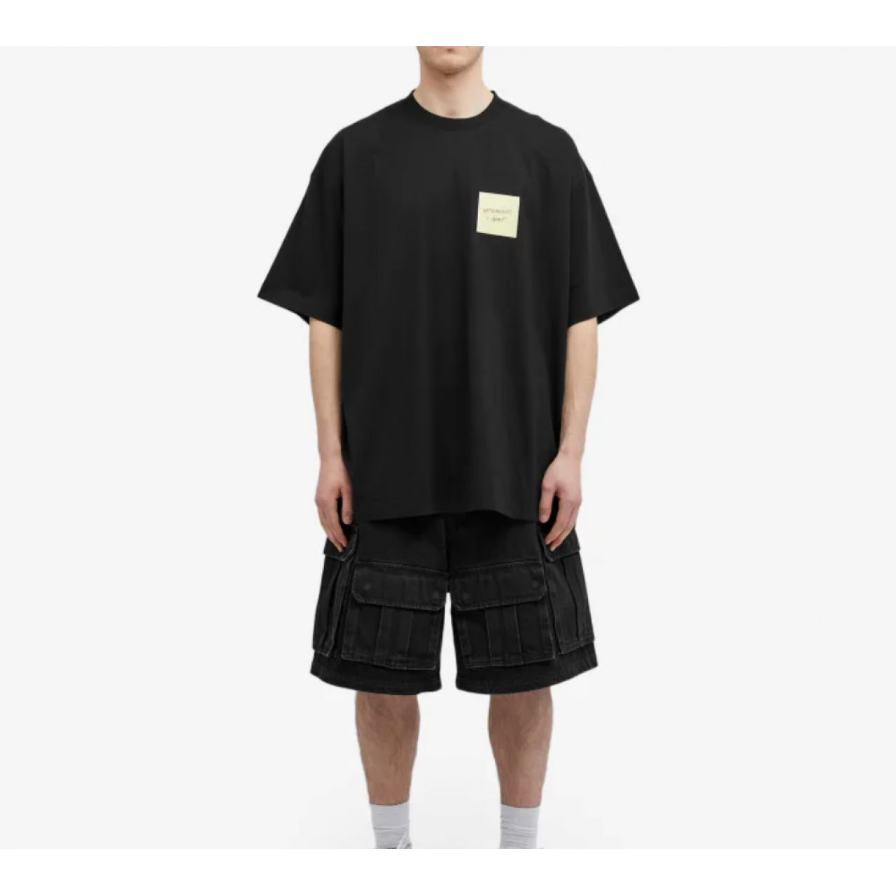 Футболка VETEMENTS Sticker Logo T-Shirt Black UE64TR430B