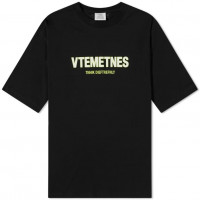 VETEMENTS