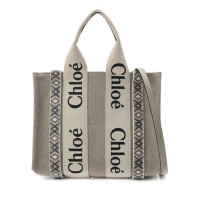 Chloé
